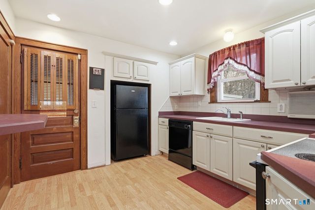 14 Watson Avenue, North Haven, CT 06473