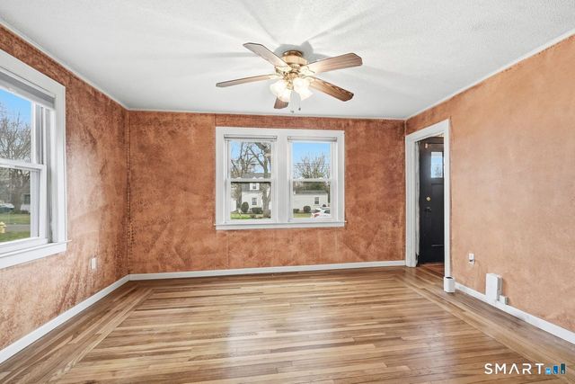 14 Watson Avenue, North Haven, CT 06473