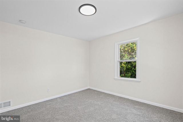 1142 LINDEN AVE, Takoma Park, MD 20912