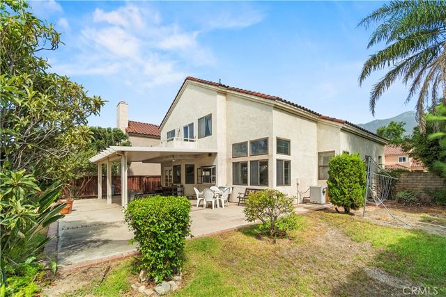 10133 Saddlehill, Rancho Cucamonga, CA 91737
