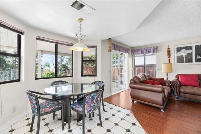 10133 Saddlehill, Rancho Cucamonga, CA 91737