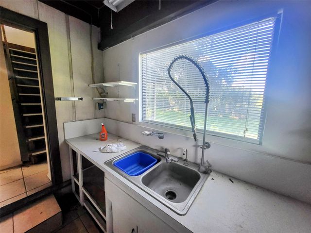 70 Tin House Cove Rd, Lorida, FL 33857