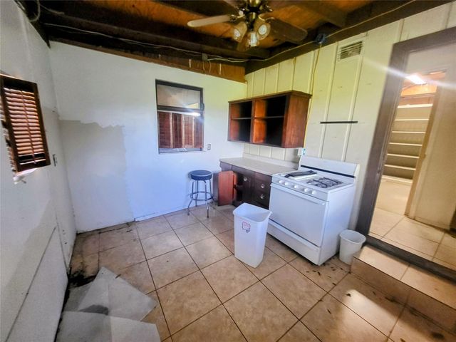 70 Tin House Cove Rd, Lorida, FL 33857