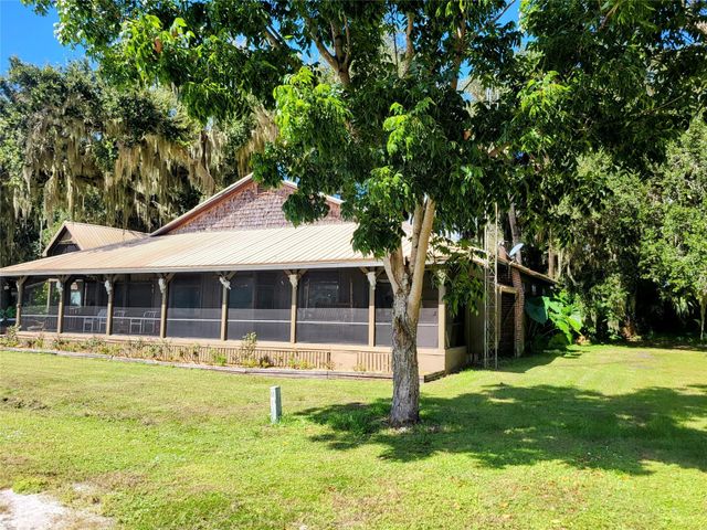 70 Tin House Cove Rd, Lorida, FL 33857
