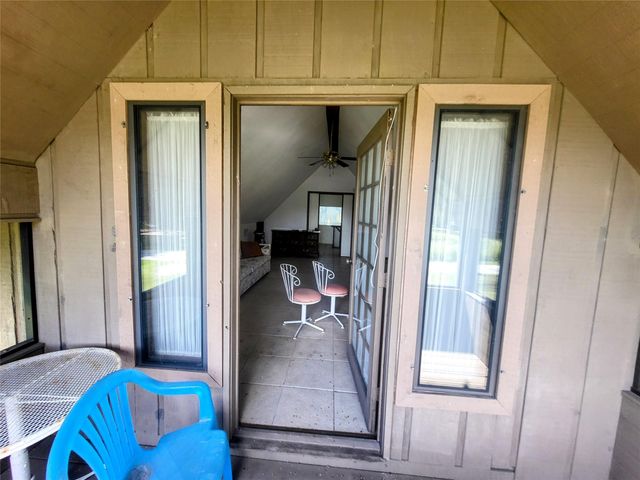 70 Tin House Cove Rd, Lorida, FL 33857