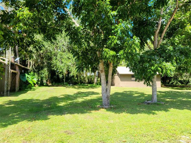 70 Tin House Cove Rd, Lorida, FL 33857