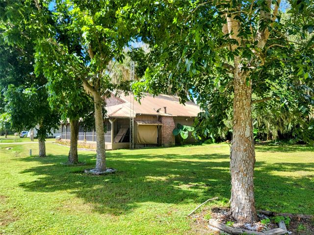 70 Tin House Cove Rd, Lorida, FL 33857