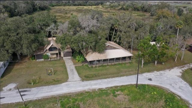 70 Tin House Cove Rd, Lorida, FL 33857