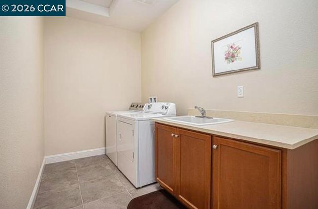 2284 Demartini Ln, Brentwood, CA 94513