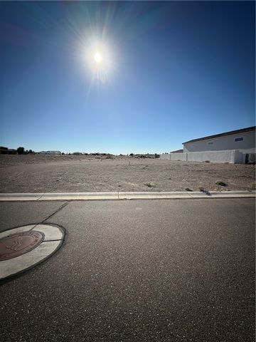 6272 S Via Del Mar, Fort Mohave, AZ 86426