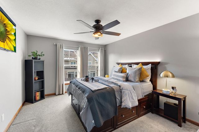 8139 Oakview Lane N, Maple Grove, MN 55369