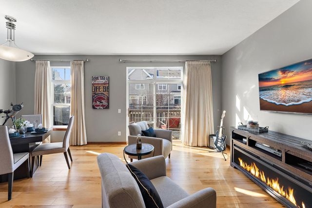 8139 Oakview Lane N, Maple Grove, MN 55369