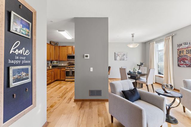 8139 Oakview Lane N, Maple Grove, MN 55369