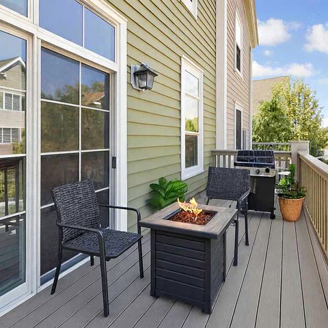 8139 Oakview Lane N, Maple Grove, MN 55369