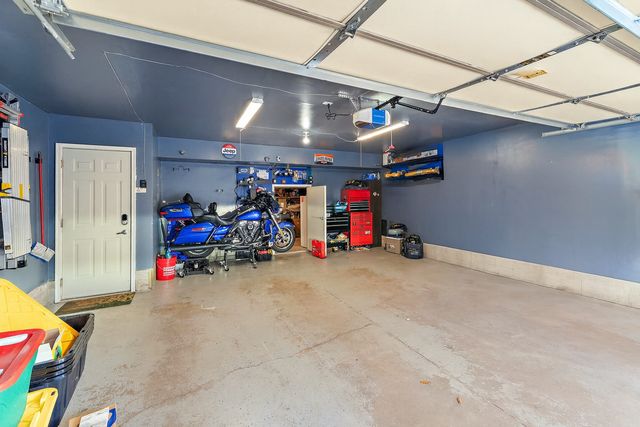 8139 Oakview Lane N, Maple Grove, MN 55369