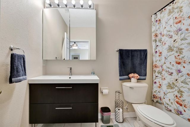 2211 28TH AVENUE E, Palmetto, FL 34221