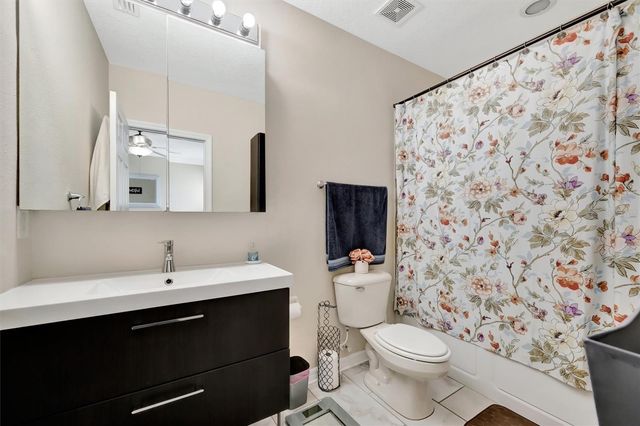 2211 28TH AVENUE E, Palmetto, FL 34221