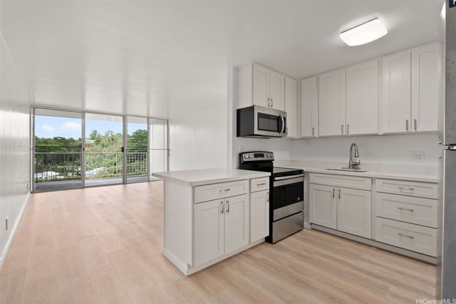 95-061 Waikalani Drive D804, Mililani, HI 96789