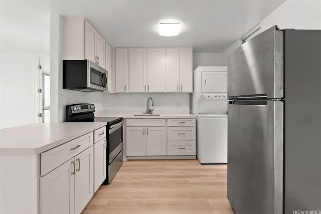95-061 Waikalani Drive D804, Mililani, HI 96789