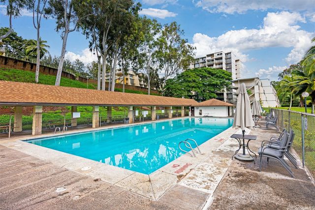 95-061 Waikalani Drive D804, Mililani, HI 96789