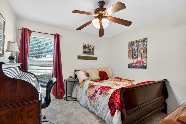 1218 Crestwood Drive, Cleburne, TX 76033