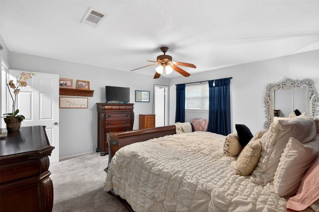 1218 Crestwood Drive, Cleburne, TX 76033