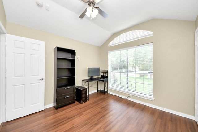 2855 Lake View Drive, Missouri City, TX 77459