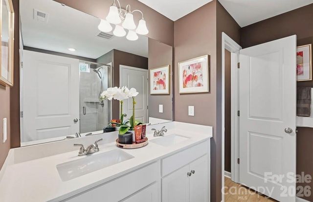 1404 Bansal Drive, Charlotte, NC 28215