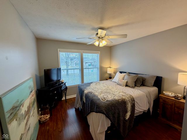 8566 Captain Drive, Avon, IN 46123