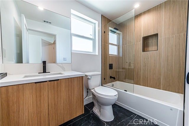 1559 S Ogden Drive, Los Angeles, CA 90019