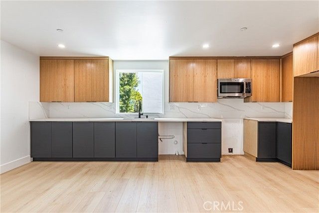 1559 S Ogden Drive, Los Angeles, CA 90019