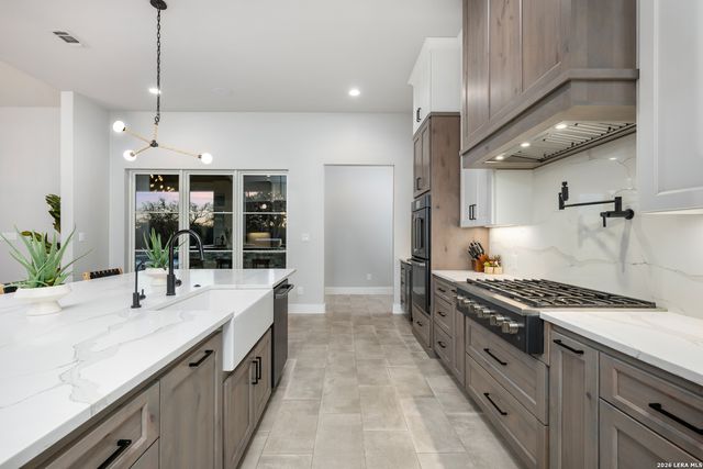 31952 Smithson Valley Rd, Bulverde, TX 78163