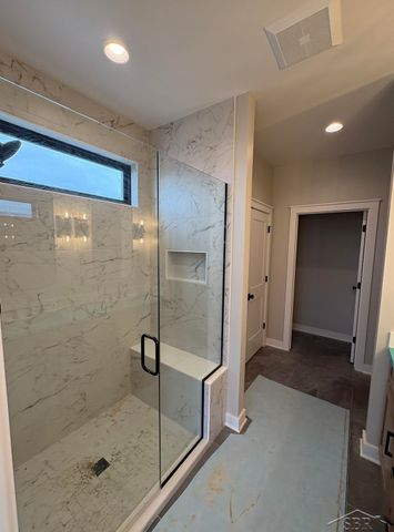 160 Queens Creek Drive, Frankenmuth, MI 48734