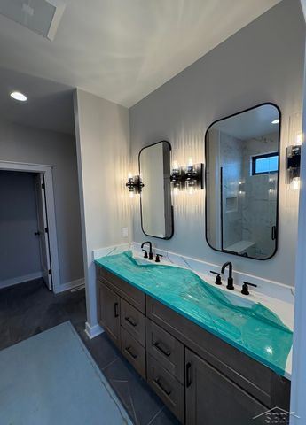160 Queens Creek Drive, Frankenmuth, MI 48734