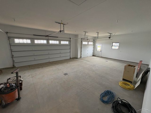 160 Queens Creek Drive, Frankenmuth, MI 48734