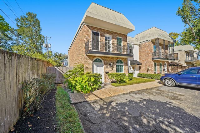 2010 Stoney Brook Drive 1, Houston, TX 77063