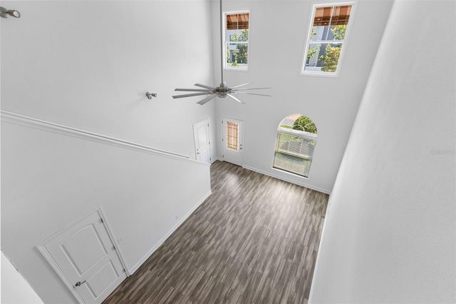 8704 KENYON VIEW COURT, Tampa, FL 33614