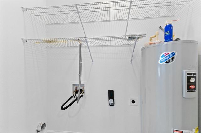 8704 KENYON VIEW COURT, Tampa, FL 33614