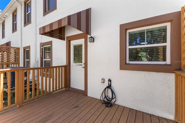 8704 KENYON VIEW COURT, Tampa, FL 33614