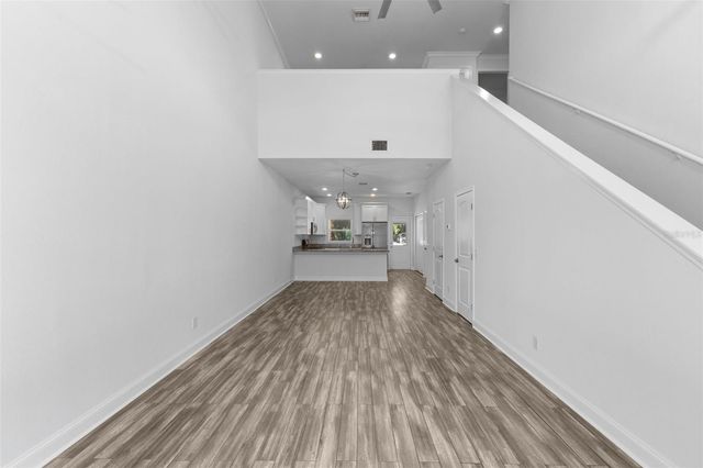 8704 KENYON VIEW COURT, Tampa, FL 33614