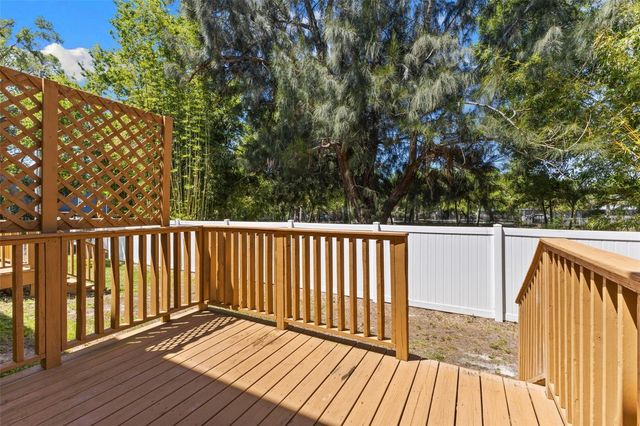 8704 KENYON VIEW COURT, Tampa, FL 33614