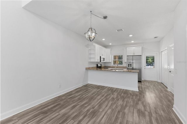 8704 KENYON VIEW COURT, Tampa, FL 33614