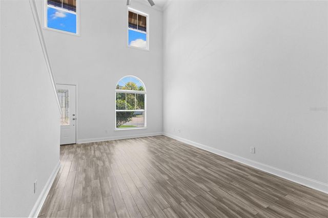 8704 KENYON VIEW COURT, Tampa, FL 33614