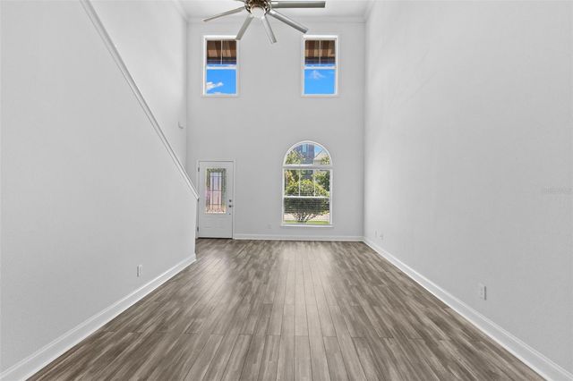 8704 KENYON VIEW COURT, Tampa, FL 33614