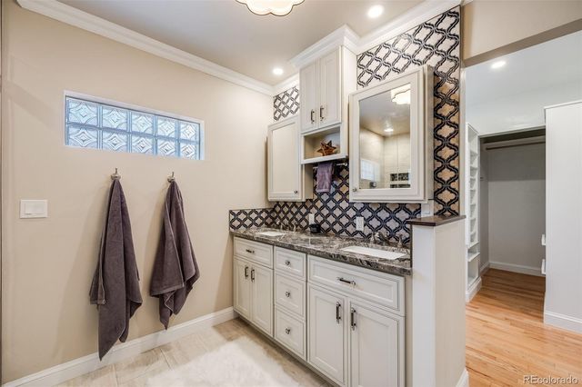 2231 Leyden Street, Denver, CO 80207