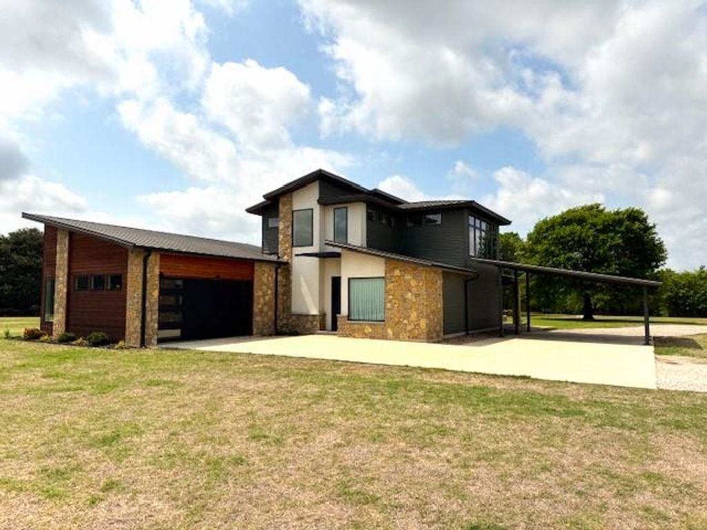 17202 Walker Road, Shawnee, OK 74801