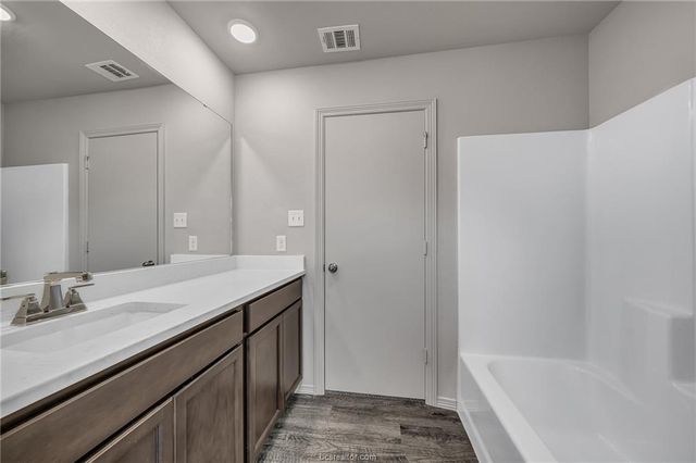1629 Lucky Street, Bryan, TX 77803