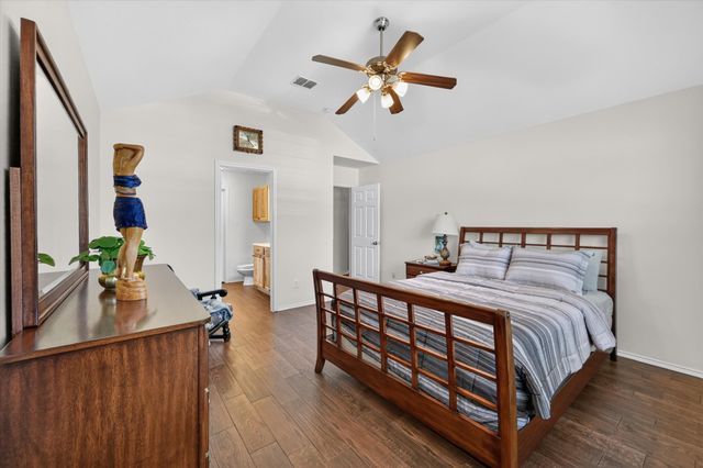 8928 Trailblazer Drive, Aubrey, TX 76227