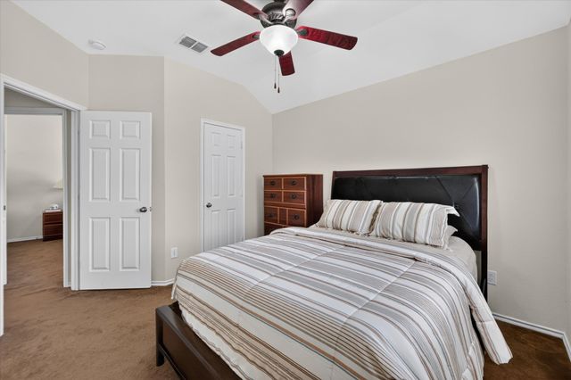 8928 Trailblazer Drive, Aubrey, TX 76227