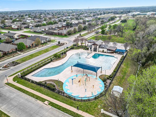 8928 Trailblazer Drive, Aubrey, TX 76227